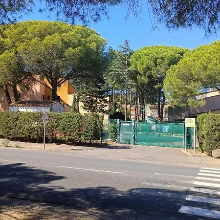 Studio Au Cap D'Agde Dans Les Pinedes Exterior photo