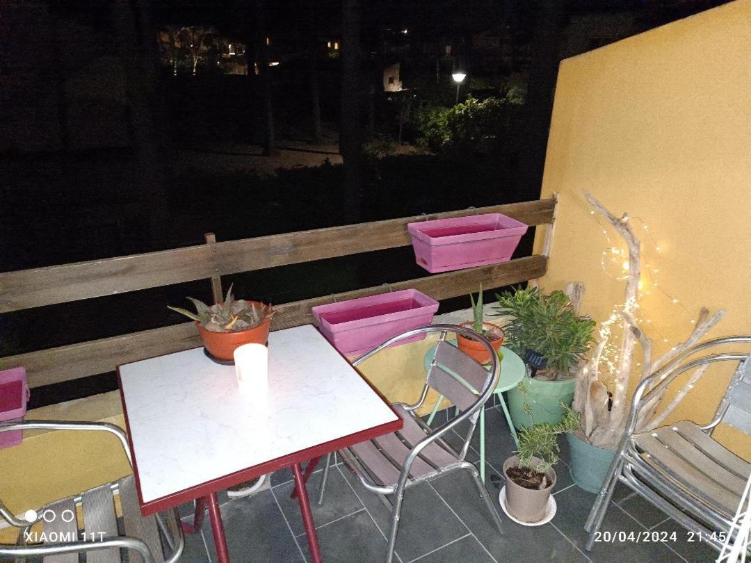 Apartment Au Cap D'agde Dans Les Pinedes Agde